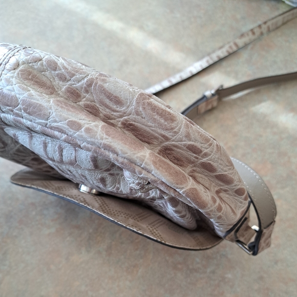Lodis Cameron Beige croc Embossed leather crossbody - Picture 2 of 10